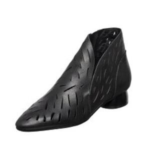 Antelope Size 36 or 5.5 US Black Leather Pointed Toe Ankle Bootie Ren Laser Lux